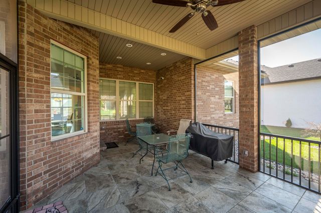 8310 Rolling Hills Drive, Nixa, MO 65714