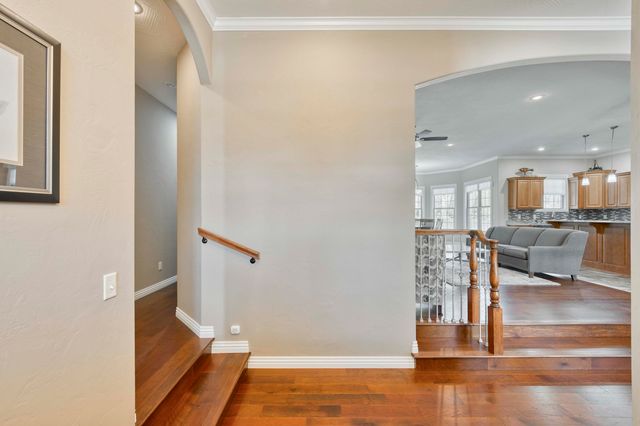 8310 Rolling Hills Drive, Nixa, MO 65714