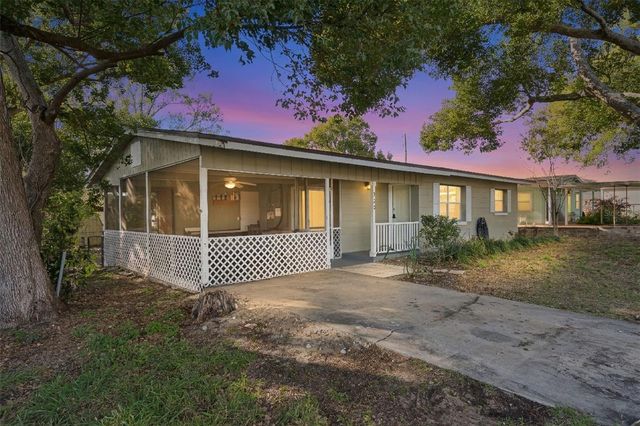 902 S GALENA AVENUE, Minneola, FL 34715