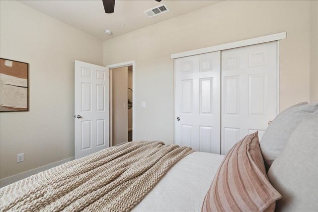 2208 Provincetown Way, Roseville, CA 95747