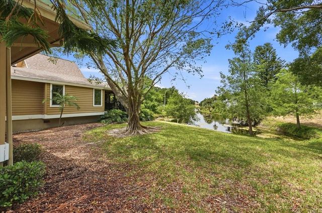 992 SPINNAKER COURT, Tarpon Springs, FL 34689