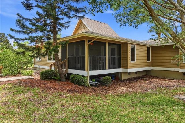 992 SPINNAKER COURT, Tarpon Springs, FL 34689