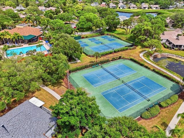 992 SPINNAKER COURT, Tarpon Springs, FL 34689