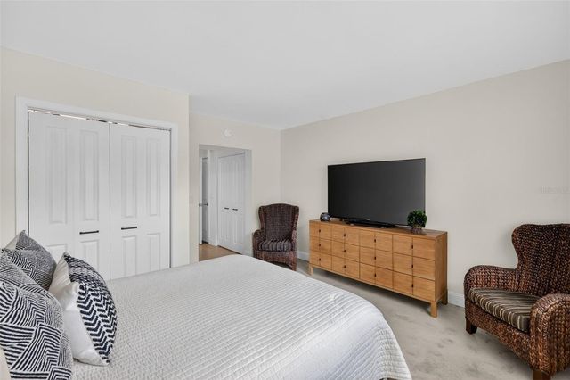 101 N GRANDVIEW STREET 1, Mount Dora, FL 32757