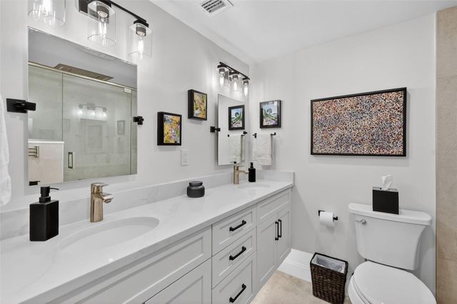 101 N GRANDVIEW STREET 1, Mount Dora, FL 32757