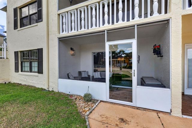 101 N GRANDVIEW STREET 1, Mount Dora, FL 32757