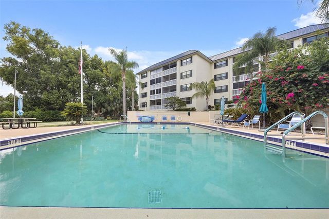 101 N GRANDVIEW STREET 1, Mount Dora, FL 32757