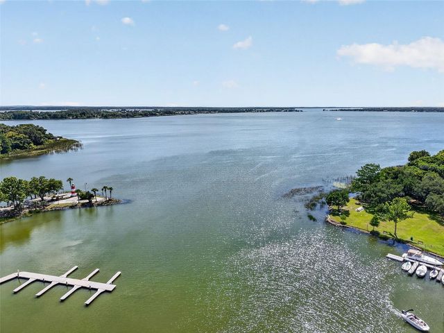 101 N GRANDVIEW STREET 1, Mount Dora, FL 32757