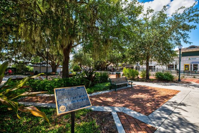 101 N GRANDVIEW STREET 1, Mount Dora, FL 32757