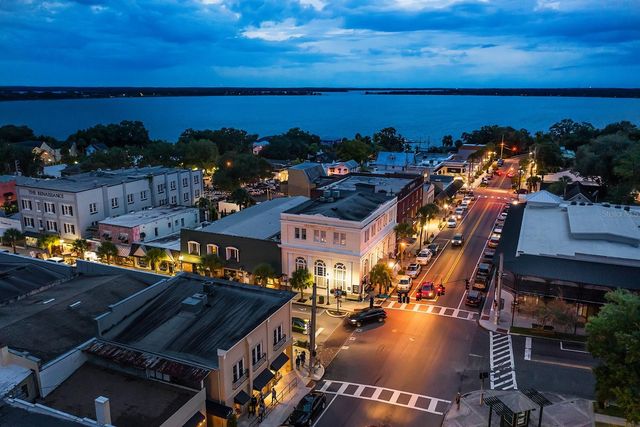 101 N GRANDVIEW STREET 1, Mount Dora, FL 32757