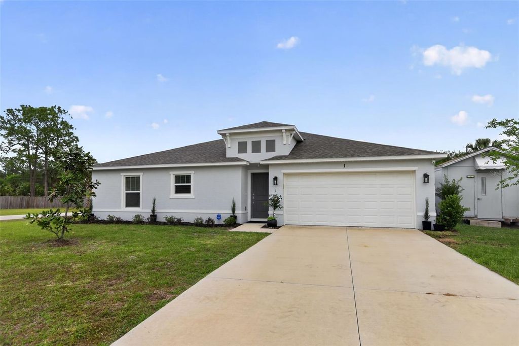1 SERVICE TREE PLACE, Palm Coast, FL 32164