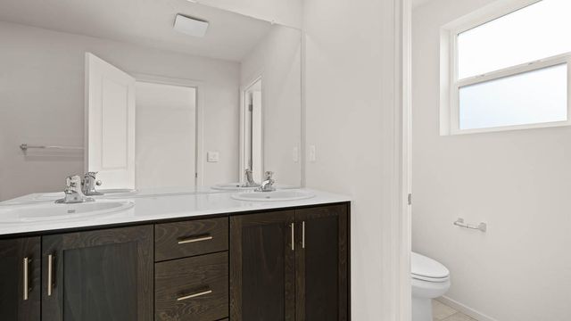 215 Darlington Street, Medford, OR 97501