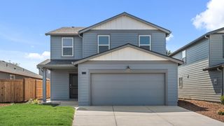 215 Darlington Street, Medford, OR 97501