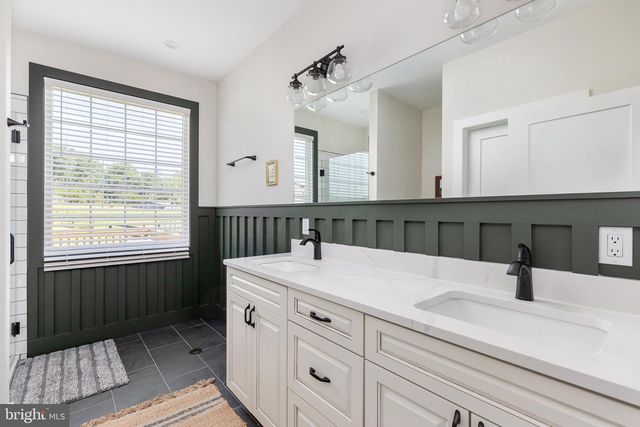 565 RIDGEWAY ROAD, Front Royal, VA 22630