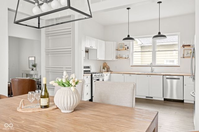 1594 Cherry Street, Noblesville, IN 46060