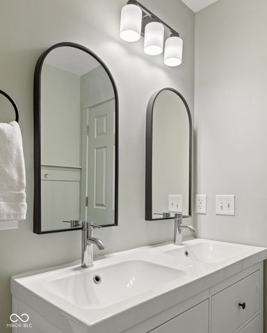 1594 Cherry Street, Noblesville, IN 46060