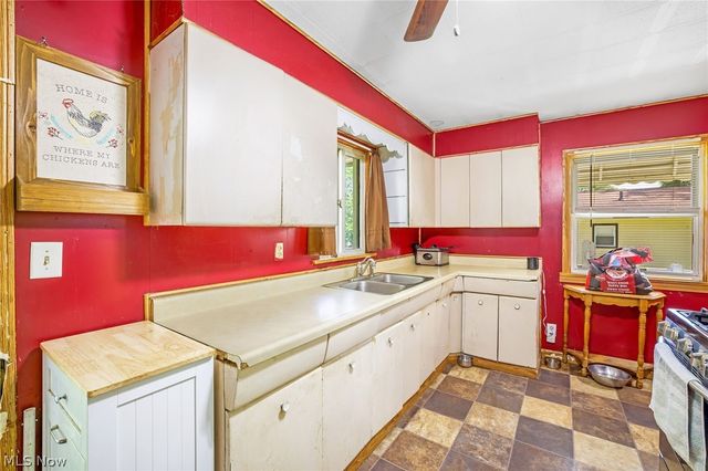 1707 Mohawk Drive, Akron, OH 44306