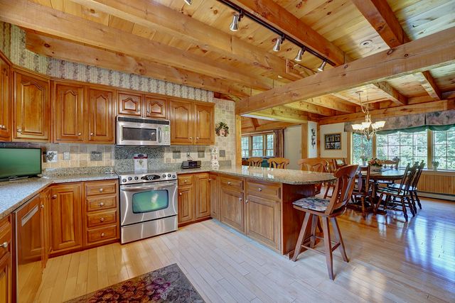73-75 Dearborn Road, Greenland, NH 03840