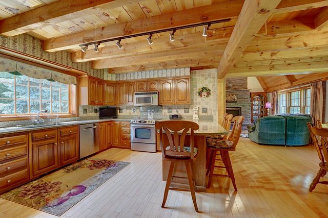 73-75 Dearborn Road, Greenland, NH 03840