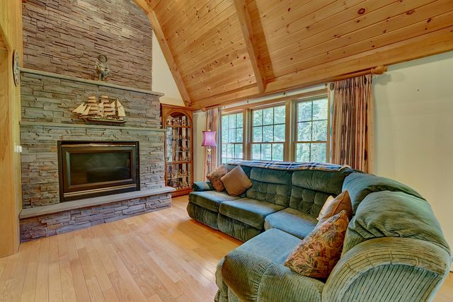73-75 Dearborn Road, Greenland, NH 03840