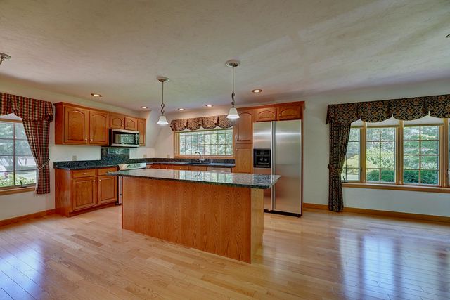 73-75 Dearborn Road, Greenland, NH 03840