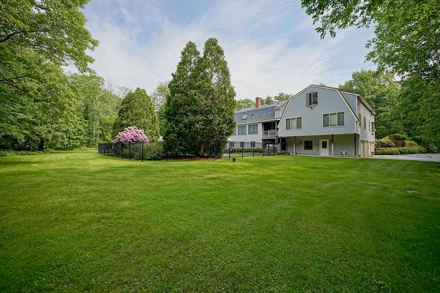 73-75 Dearborn Road, Greenland, NH 03840