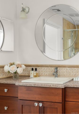 3 Lisa Court, Red Hook, NY 12571