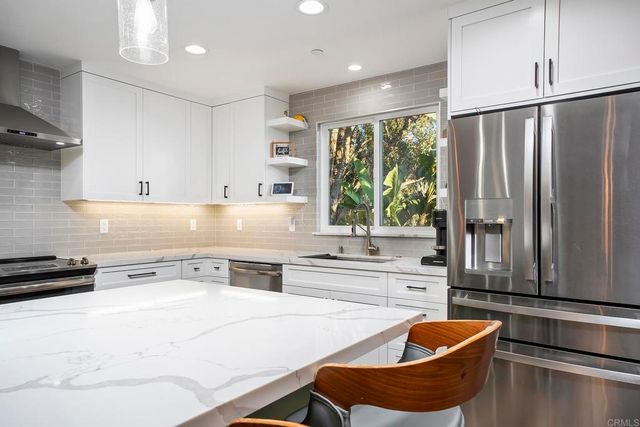 2792 LA CRESTA RD, El Cajon, CA 92021