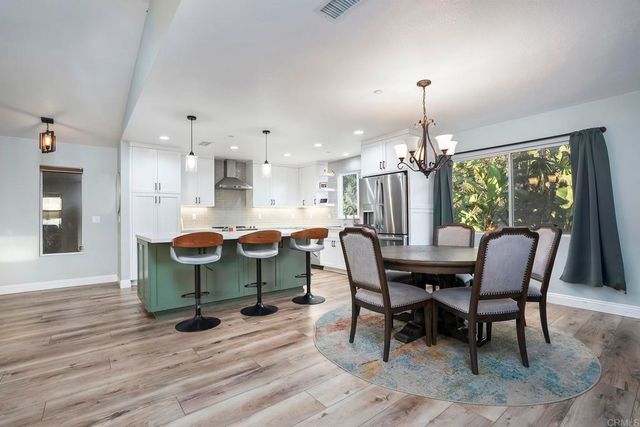 2792 LA CRESTA RD, El Cajon, CA 92021