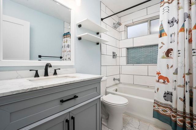 2792 LA CRESTA RD, El Cajon, CA 92021