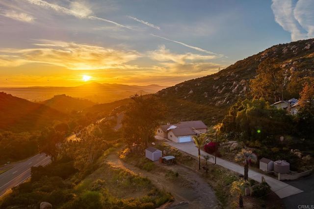 2792 LA CRESTA RD, El Cajon, CA 92021