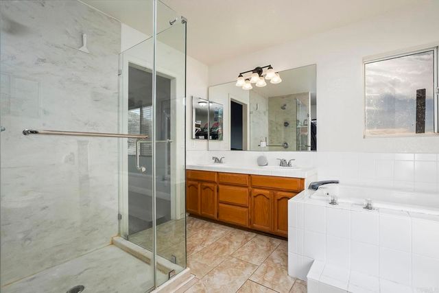 2792 LA CRESTA RD, El Cajon, CA 92021