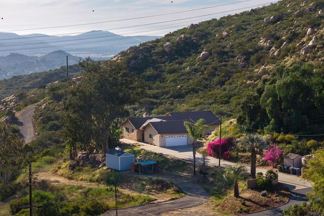 2792 LA CRESTA RD, El Cajon, CA 92021