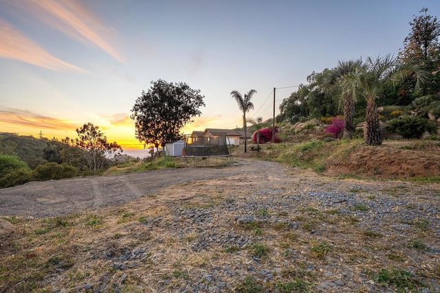 2792 LA CRESTA RD, El Cajon, CA 92021