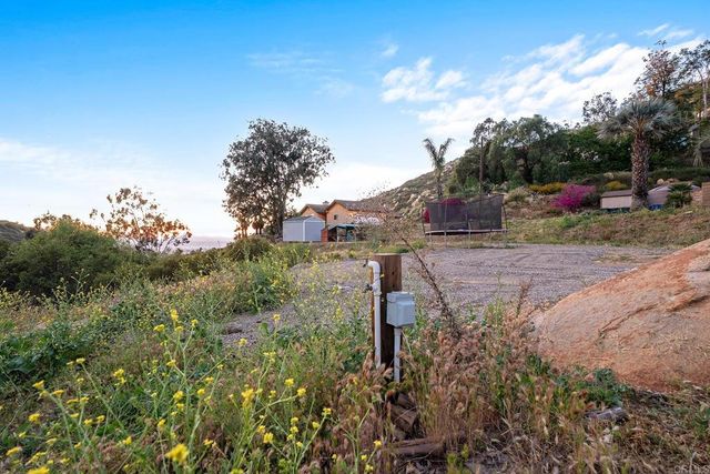 2792 LA CRESTA RD, El Cajon, CA 92021