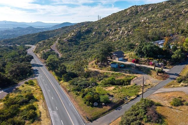 2792 LA CRESTA RD, El Cajon, CA 92021