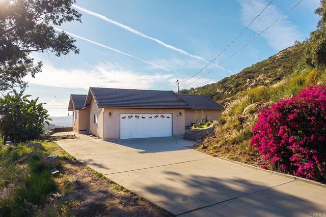 2792 LA CRESTA RD, El Cajon, CA 92021