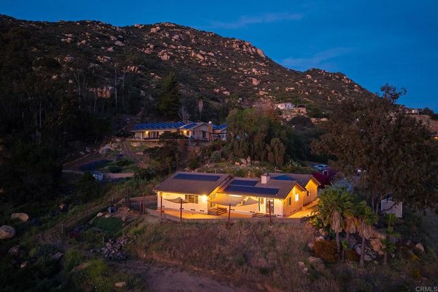 2792 LA CRESTA RD, El Cajon, CA 92021