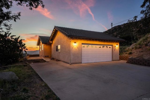 2792 LA CRESTA RD, El Cajon, CA 92021