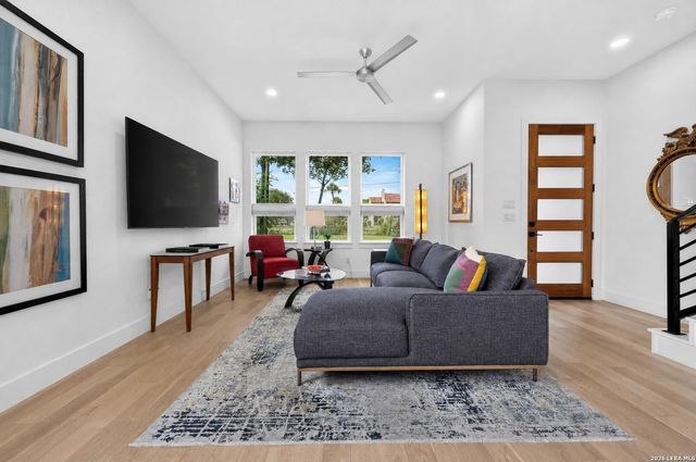 719 Eleanor Ave Unit 102, San Antonio, TX 78209