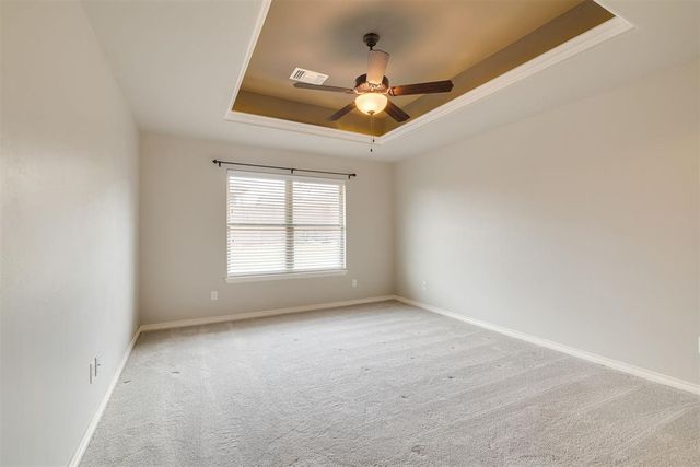 2324 Los Angeles Avenue, Edmond, OK 73034