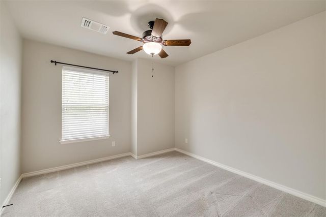 2324 Los Angeles Avenue, Edmond, OK 73034