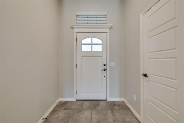 2324 Los Angeles Avenue, Edmond, OK 73034