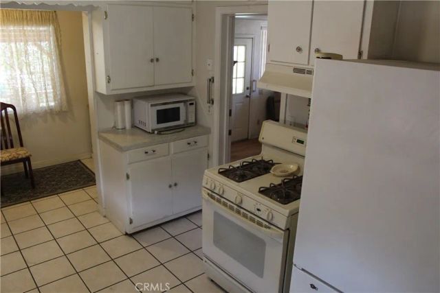 5852 Lanto, Bell Gardens, CA 90201