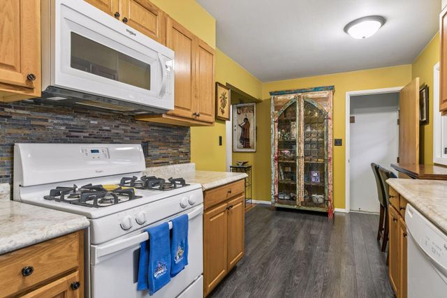 744 22nd Avenue N, South Saint Paul, MN 55075