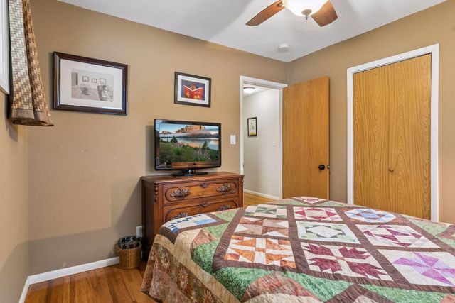 744 22nd Avenue N, South Saint Paul, MN 55075