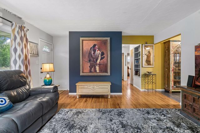 744 22nd Avenue N, South Saint Paul, MN 55075