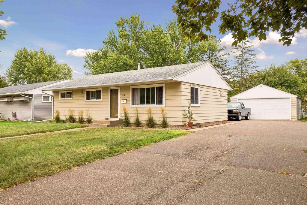 744 22nd Avenue N, South Saint Paul, MN 55075 — photo 2