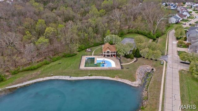 5148 Romaine Spring Drive, Fenton, MO 63026