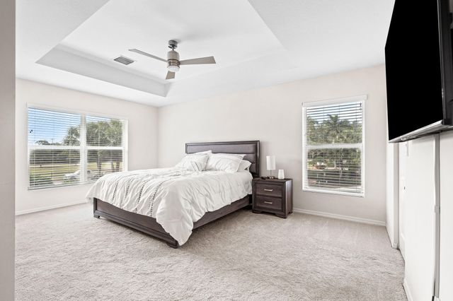 395 River Bluff Lane, Royal Palm Beach, FL 33411